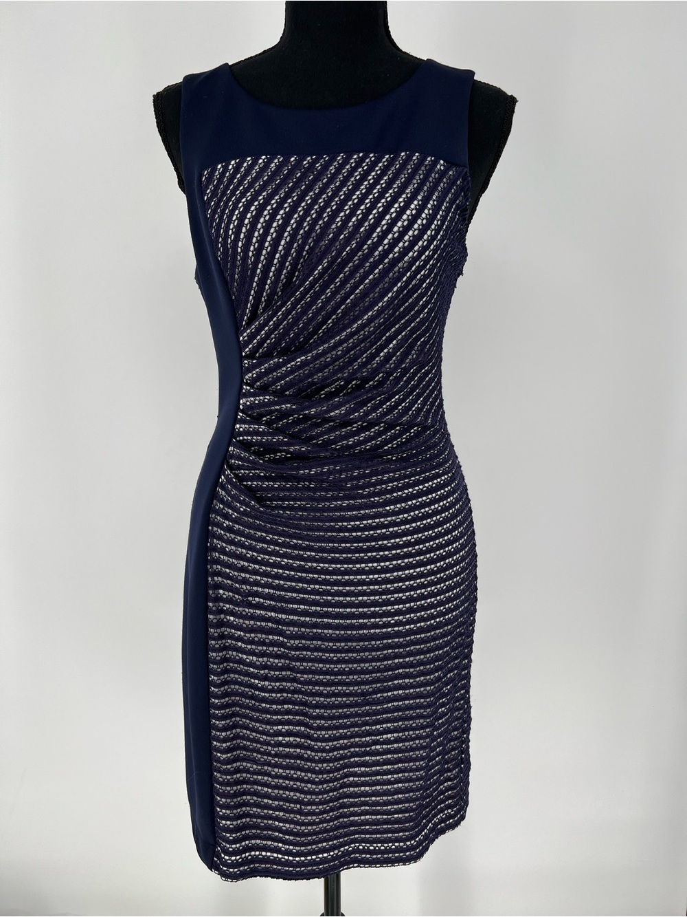Guess Navy‎ and White Sleeveless Ruched Sheath Dress